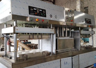 A celulose semi automática moldou a máquina de factura de placa de papel para PCes do recipiente de alimento 700/hora